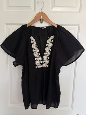 Gap Medium Navy Embroidered V-Neck Flutter Sleeve Top 100% Cotton